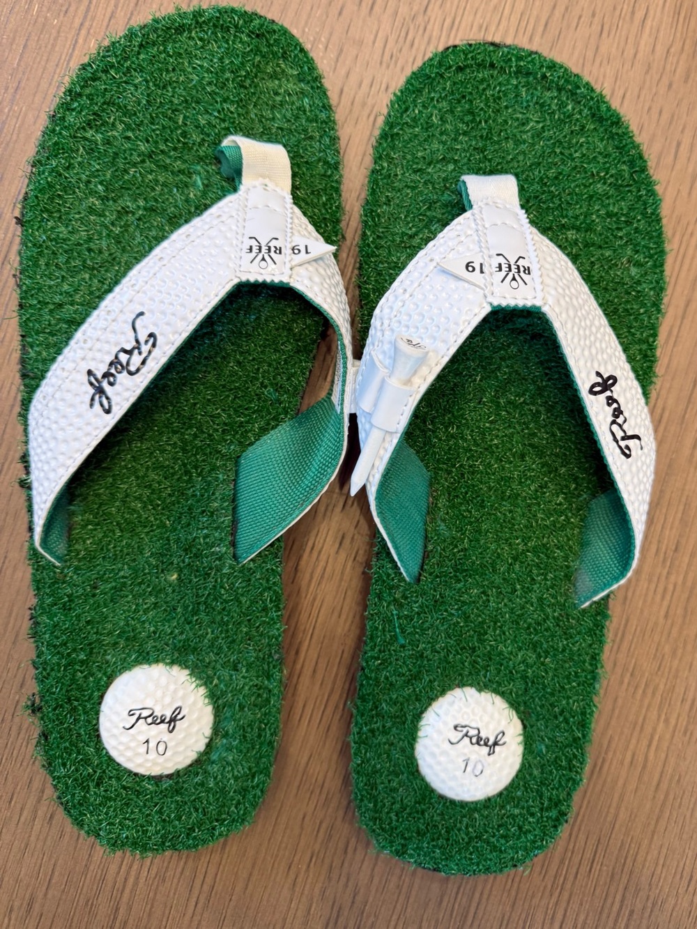 Reef Mulligan II Golf Flip Flops Sandals Turf Grass Bottle Opener Mens SZ 10 - Picture 11 of 13